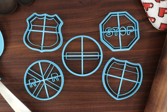 Road Signs Cookie Cutters, Set 1 - Do Not Enter, Interstate Sign, Railroad Crossing, Route Sign, Stop Sign -  Street Sign Fans