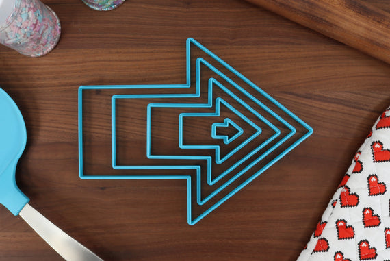 XL Arrow Cookie Cutters - 9in Through 1in - Concentric Cutter - 5 Sizes included - Decorative Fondant Cakes & Cookie Towers