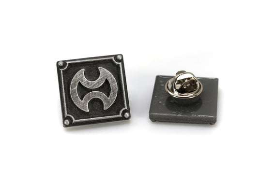 Warrior FFXIV Job Pin - WAR Metal Resin, Final Fantasy 14 FF14 Soul Crystal - LootCaveCo