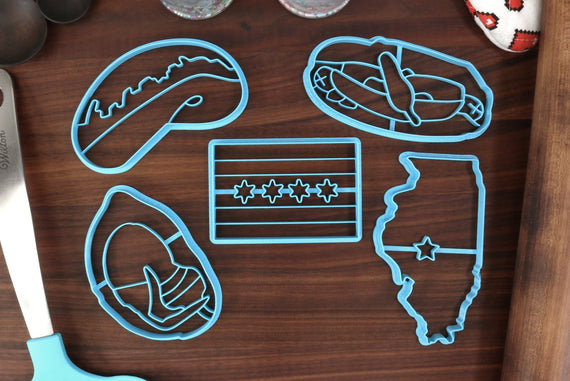 Illinois Cookie Cutters - Chicago Flag, Hot Dog, Cloud Gate, Illinois State Outline, Tully Monster Fossil - IL Gift Idea